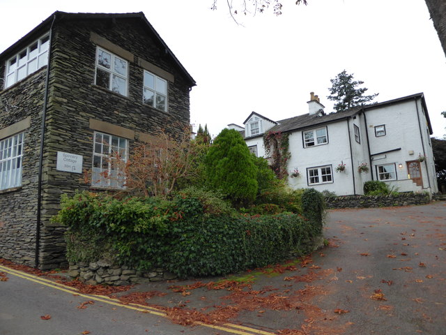 File:Fairfield House, Brantfell Road - geograph.org.uk - 5131080.jpg