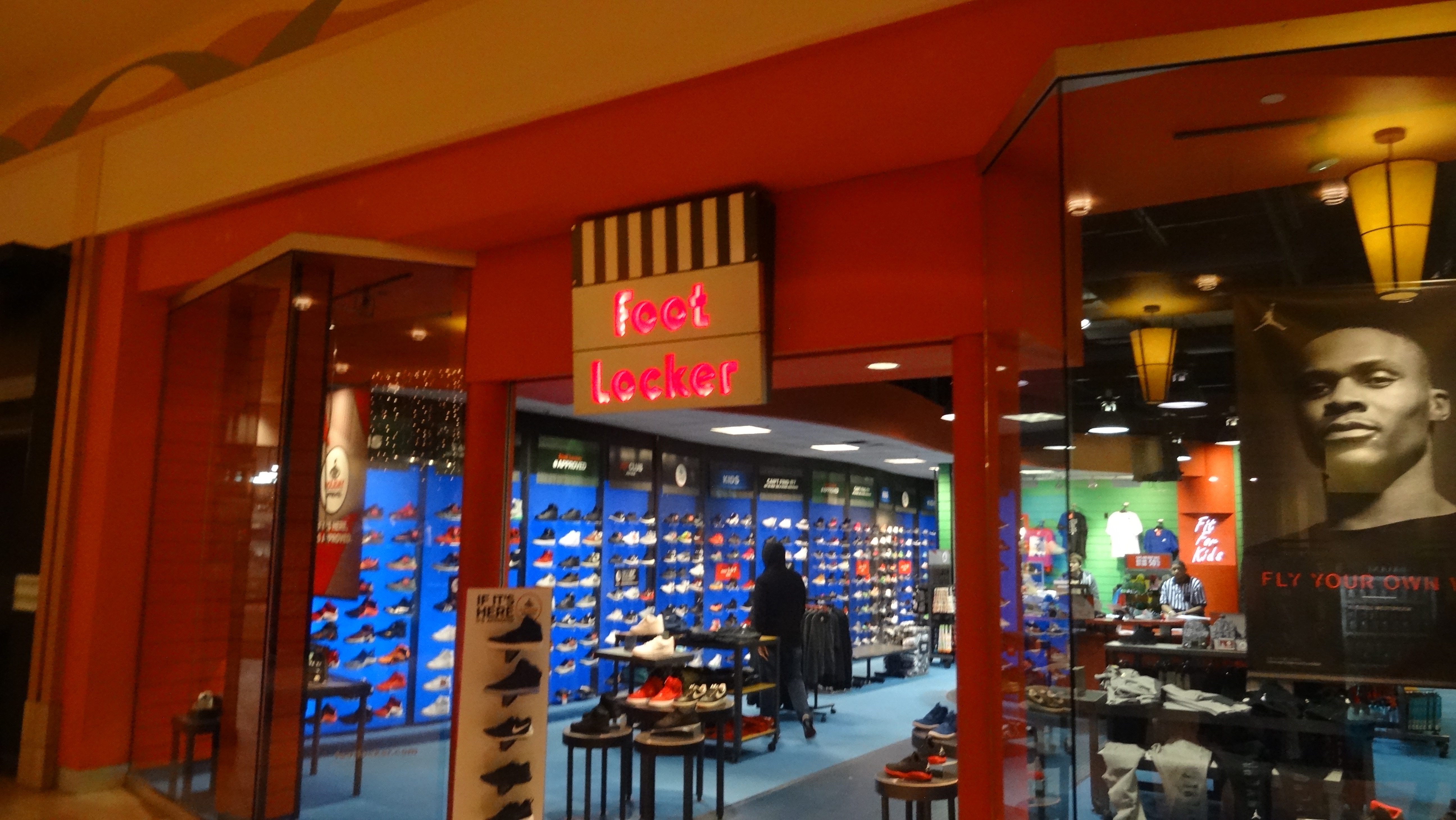 Foot Locker - Wikipedia