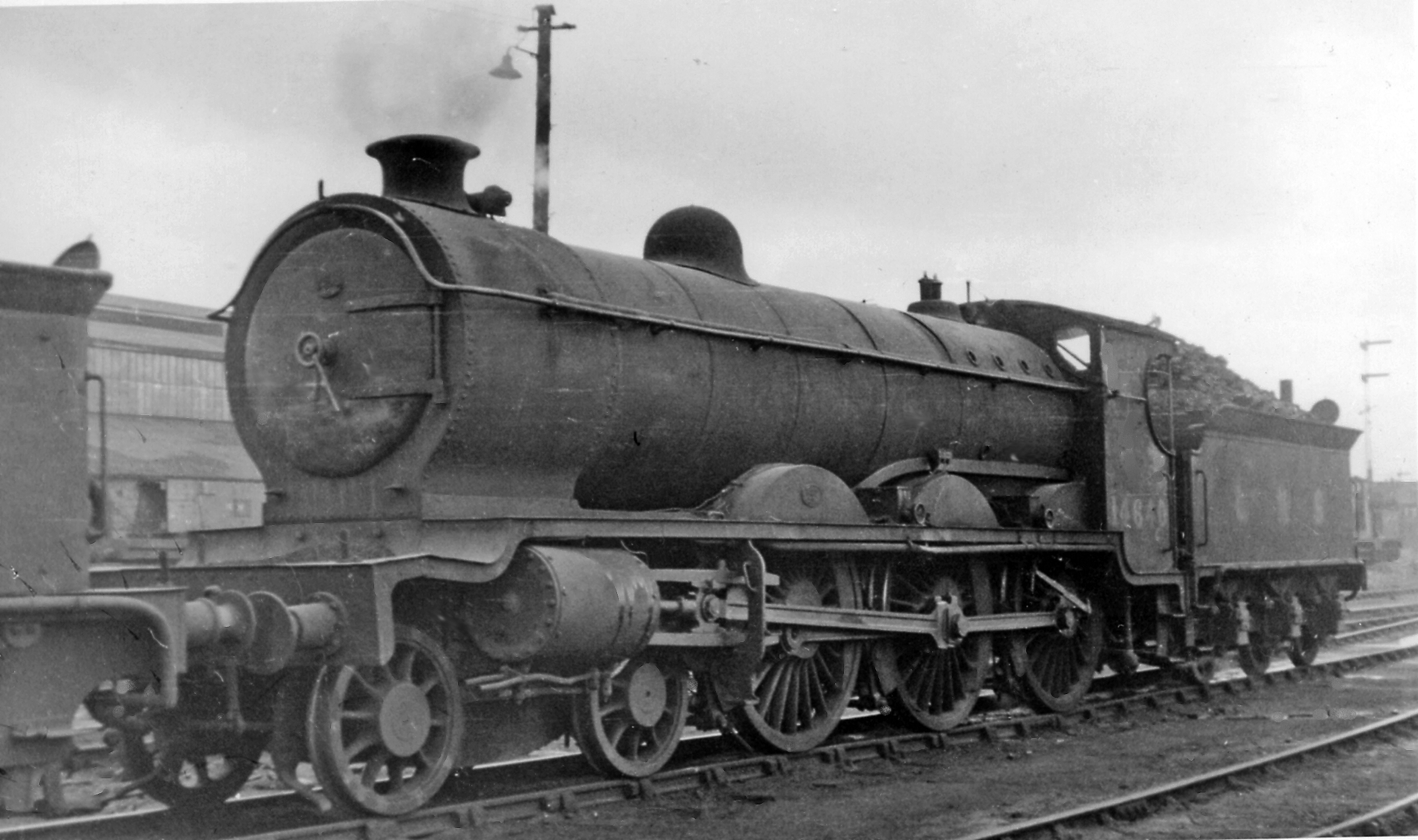 File:Motherwell Locomotive Depot Caledonian '60' class 4-6 ...