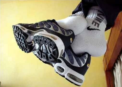 File:Nike Air Max Plus.jpg