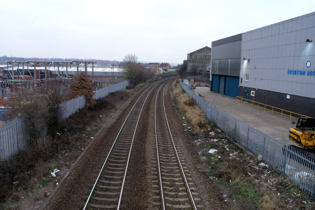 File:Railway heading East towards Lye Station - geograph.org.uk - 636297.jpg