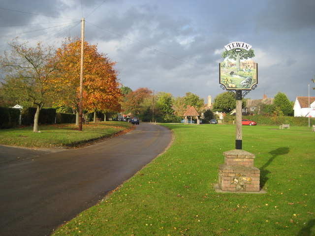 Tewin, The village sign - geograph.org.uk - 1554248