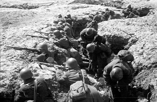 File:254-я стрелковая дивизия 11-й армии на позициях под Старой Руссой. Лето 1941.jpg