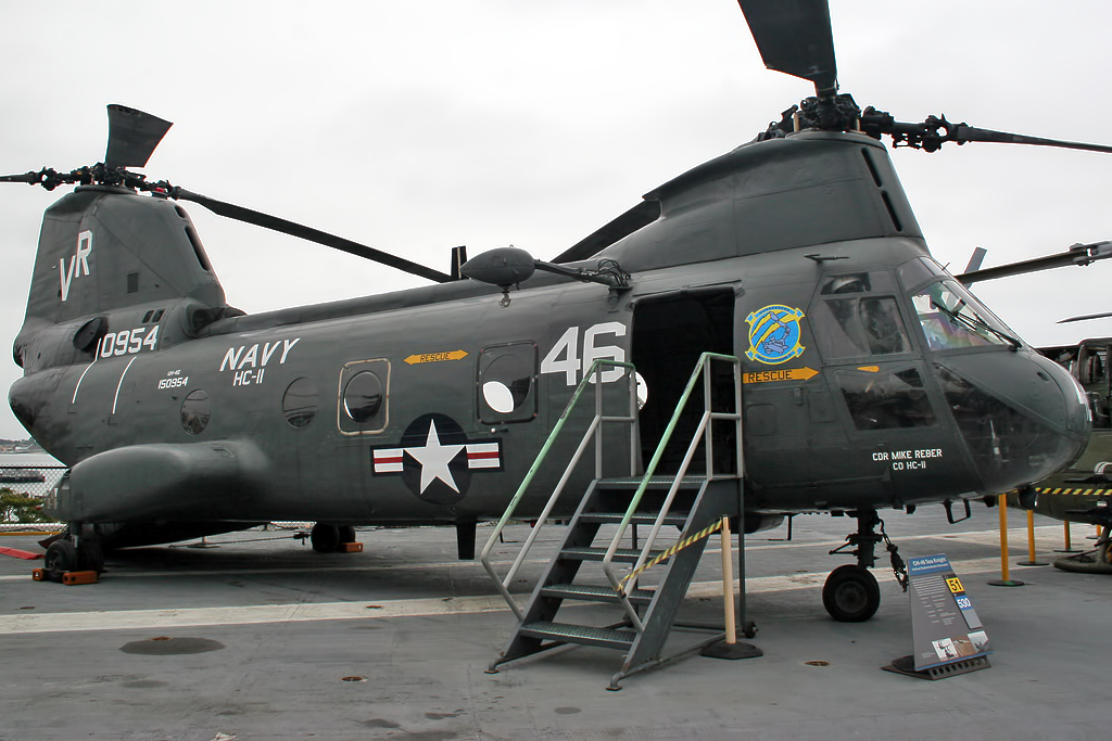 153965 United States Marine Corps USMC Boeing Vertol CH-46E Sea Knight  Photo by Sacramento Planespotter, ID 1318714