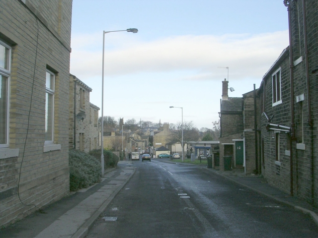 File:Bradford Road - Idle - geograph.org.uk - 1059085.jpg