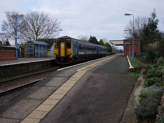 File:Cantley railway station - geograph.org.uk - 1114684.jpg