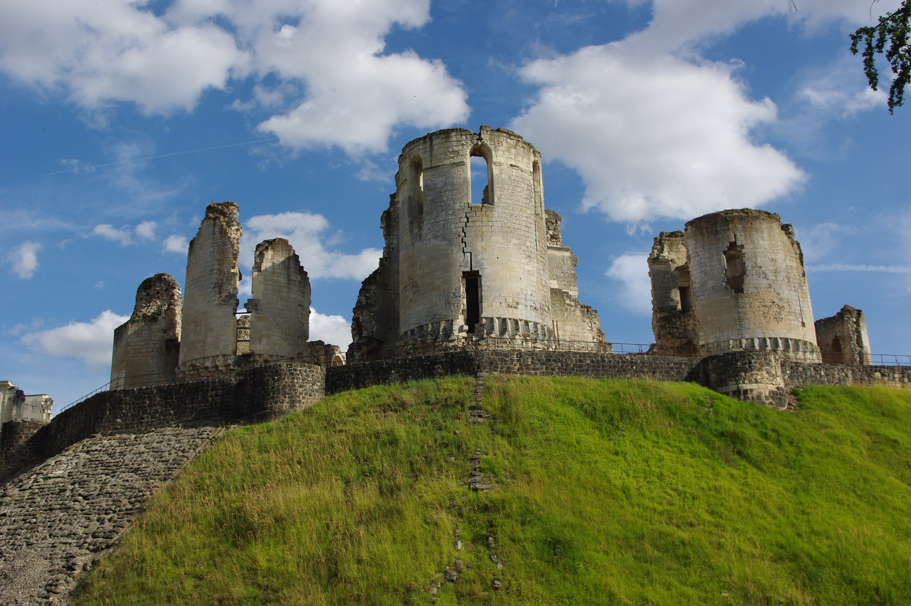 Château de Fère-en-Tardenois — Wikipédia