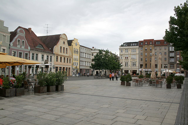 File:Cottbus, Altmarkt - geo-en.hlipp.de - 13379.jpg