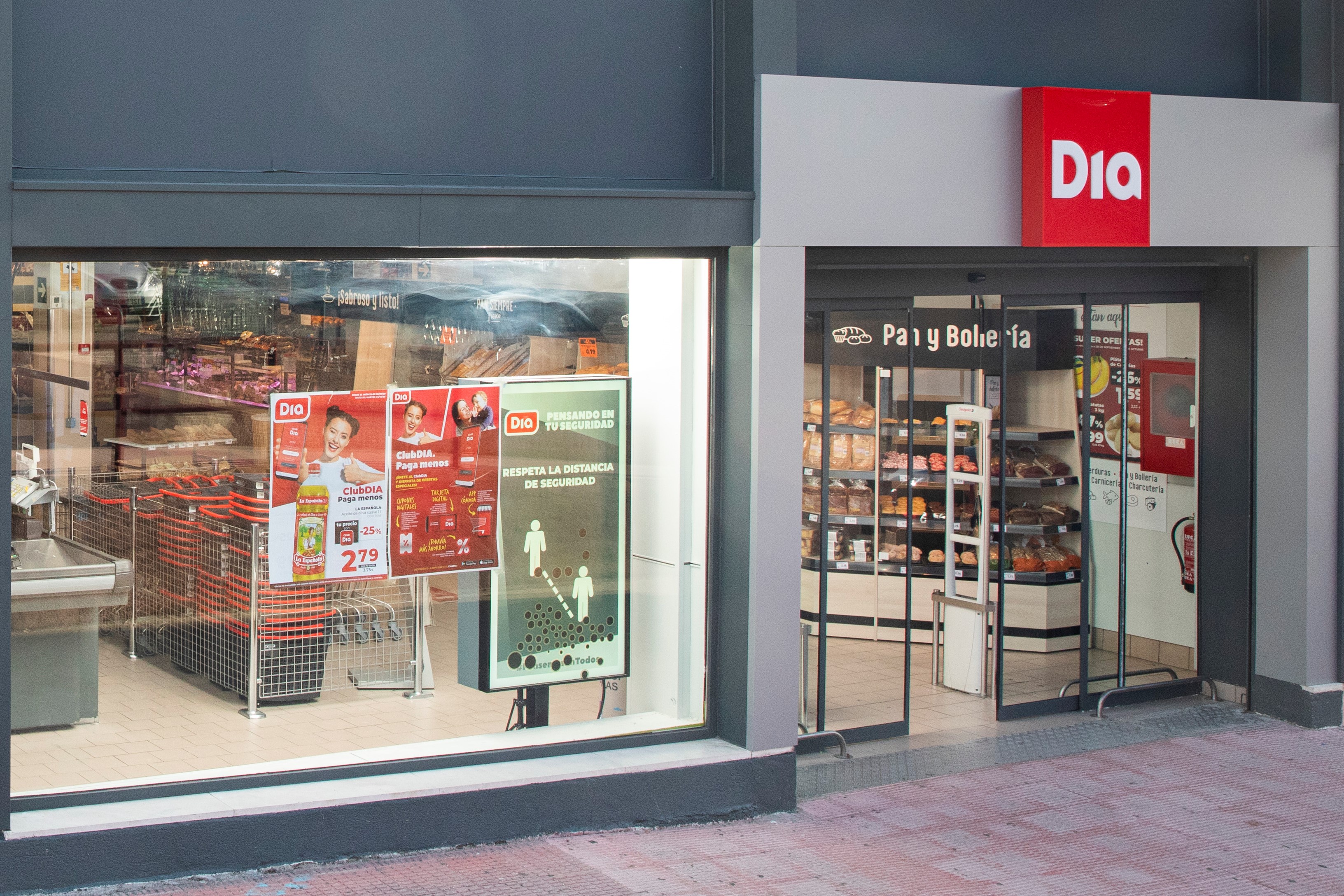 Dia Supermercado, Supermarket in Buenos Aires, Argentina., So Cal Metro