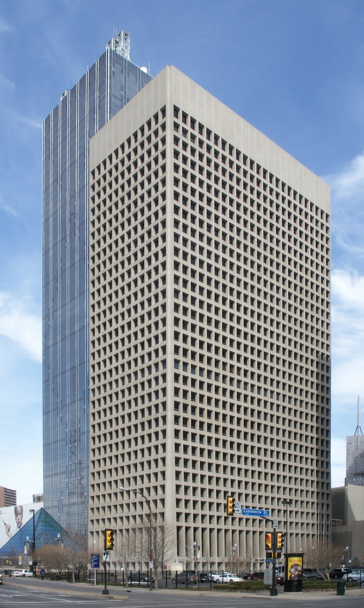 One Dallas Center - Wikipedia