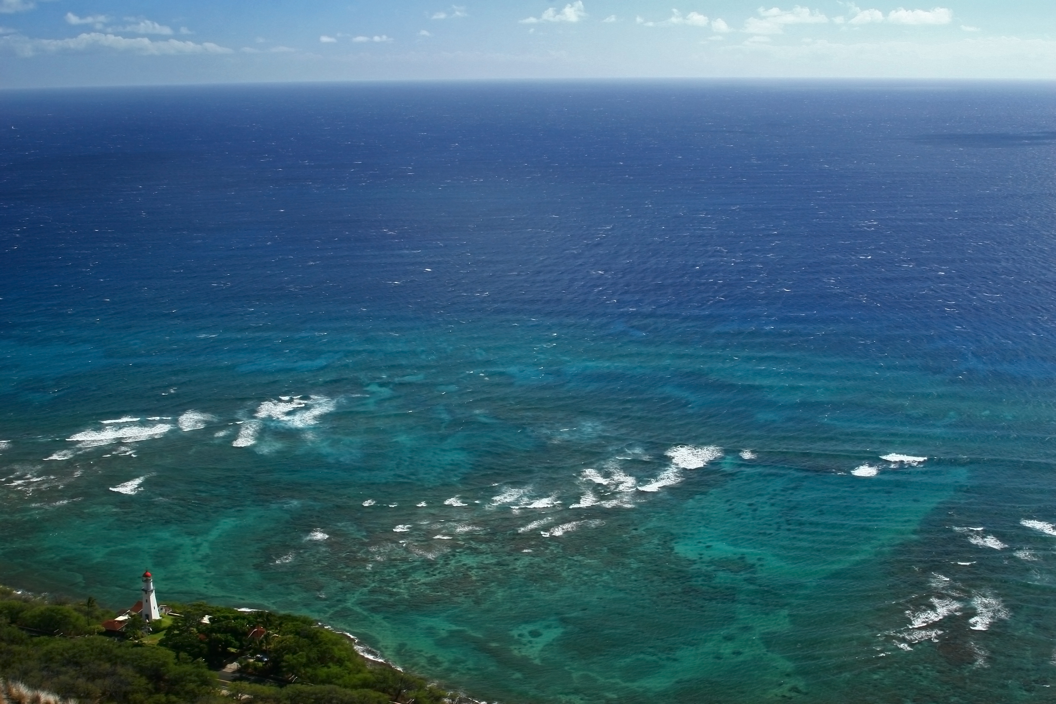 diamond head lighthouse oahu hawaii