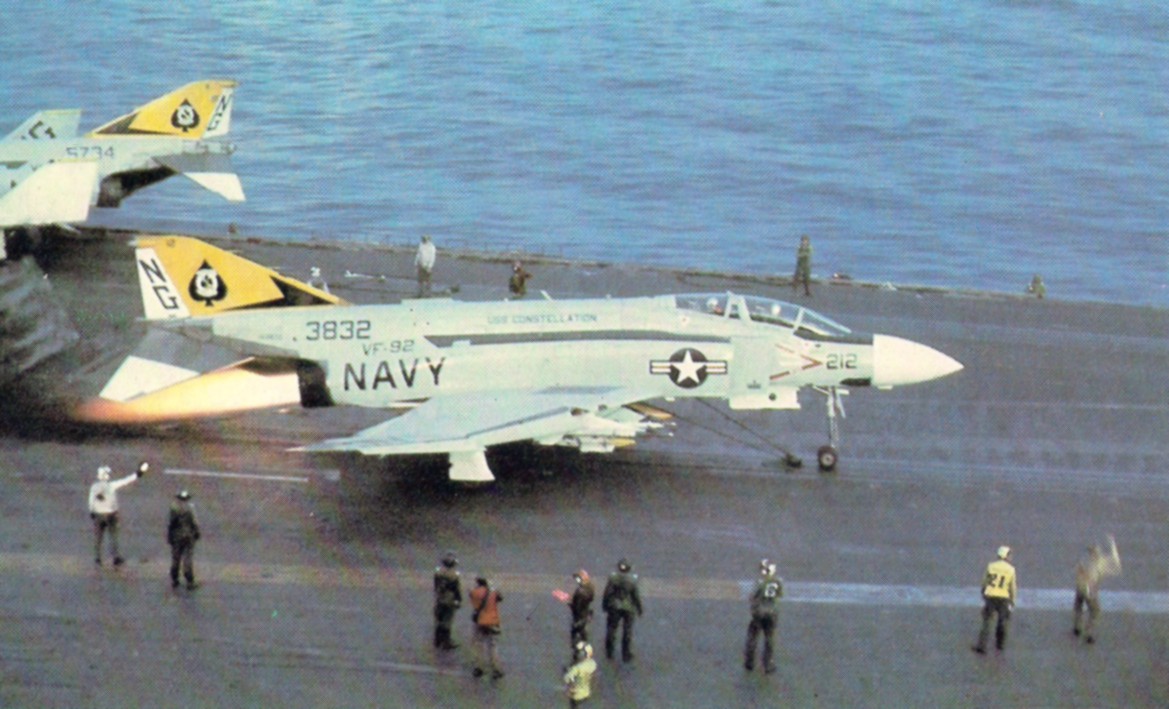 https://upload.wikimedia.org/wikipedia/commons/4/42/F-4J_Phantom_VF-92_launch_CVA-64_1973.jpg