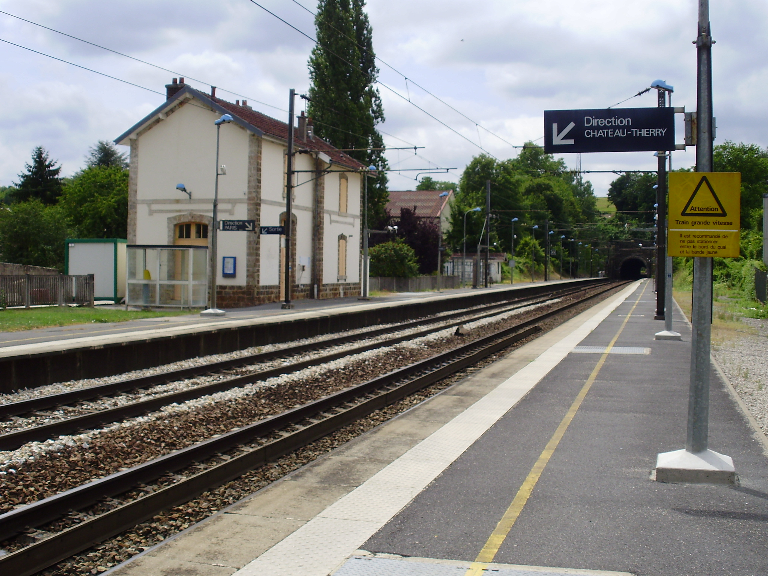 File Gare De Chezy Sur Marne 01 Jpg Wikimedia Commons