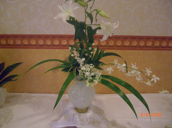 File:Ikebana 8-6-08.jpg