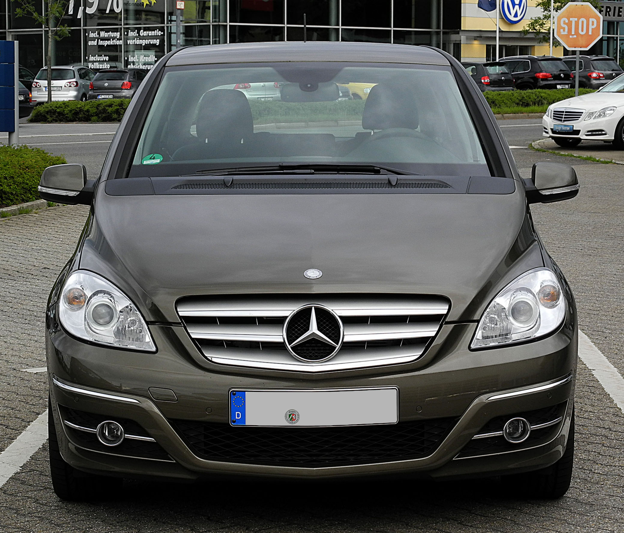 File:Mercedes-Benz B 180 CDI (T 245, Facelift) – Heckansicht (1