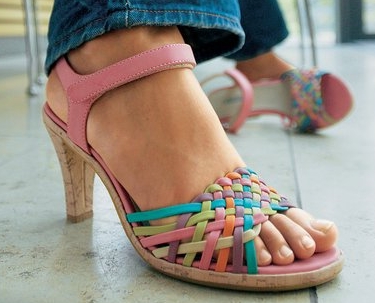 Fichier:MulticolorSandalette.jpg