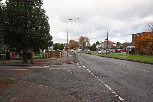 File:Mutton Lane, Potters Bar - geograph.org.uk - 1042259.jpg