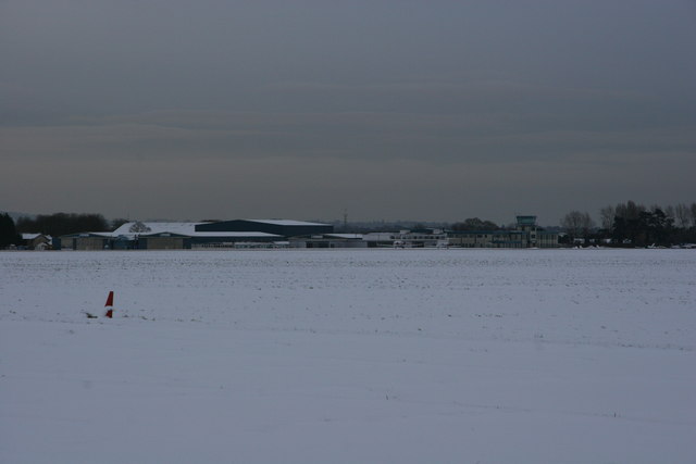 File:Oxford Airport - geograph.org.uk - 1151557.jpg