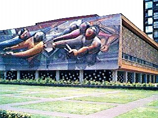 File:Rectoria UNAM, mural Siqueiros.jpg