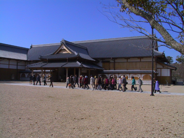 File:Saga Castle historical museum.JPG