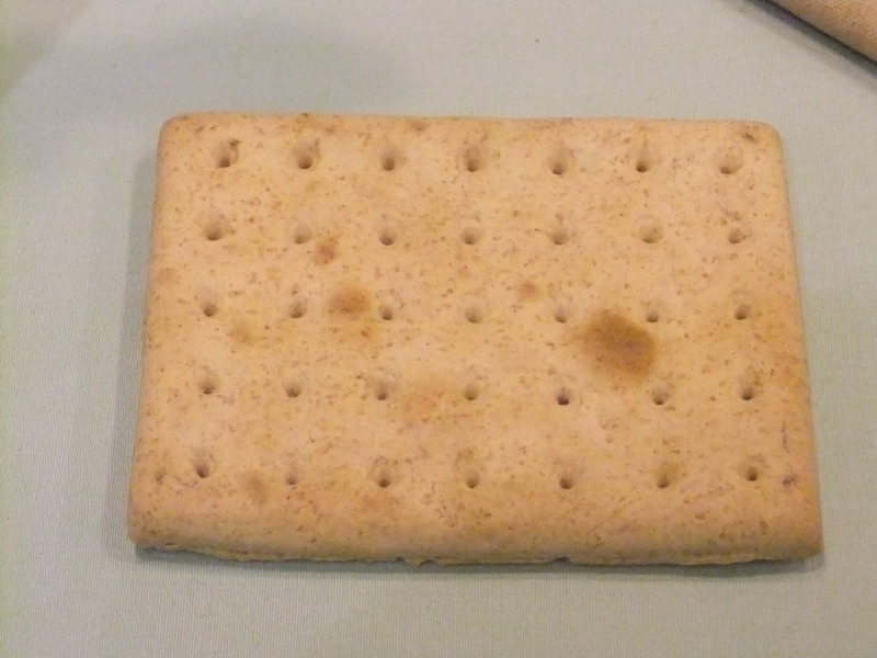 File:Ship&#39;s biscuit, Merseyside Maritime Museum.jpg - Wikimedia Commons