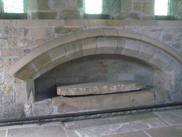 File:St Andrew's Church - tomb recess in the north transept - geograph.org.uk - 851125.jpg