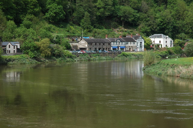 File:Tintern and the River Wye - geograph.org.uk - 800889.jpg
