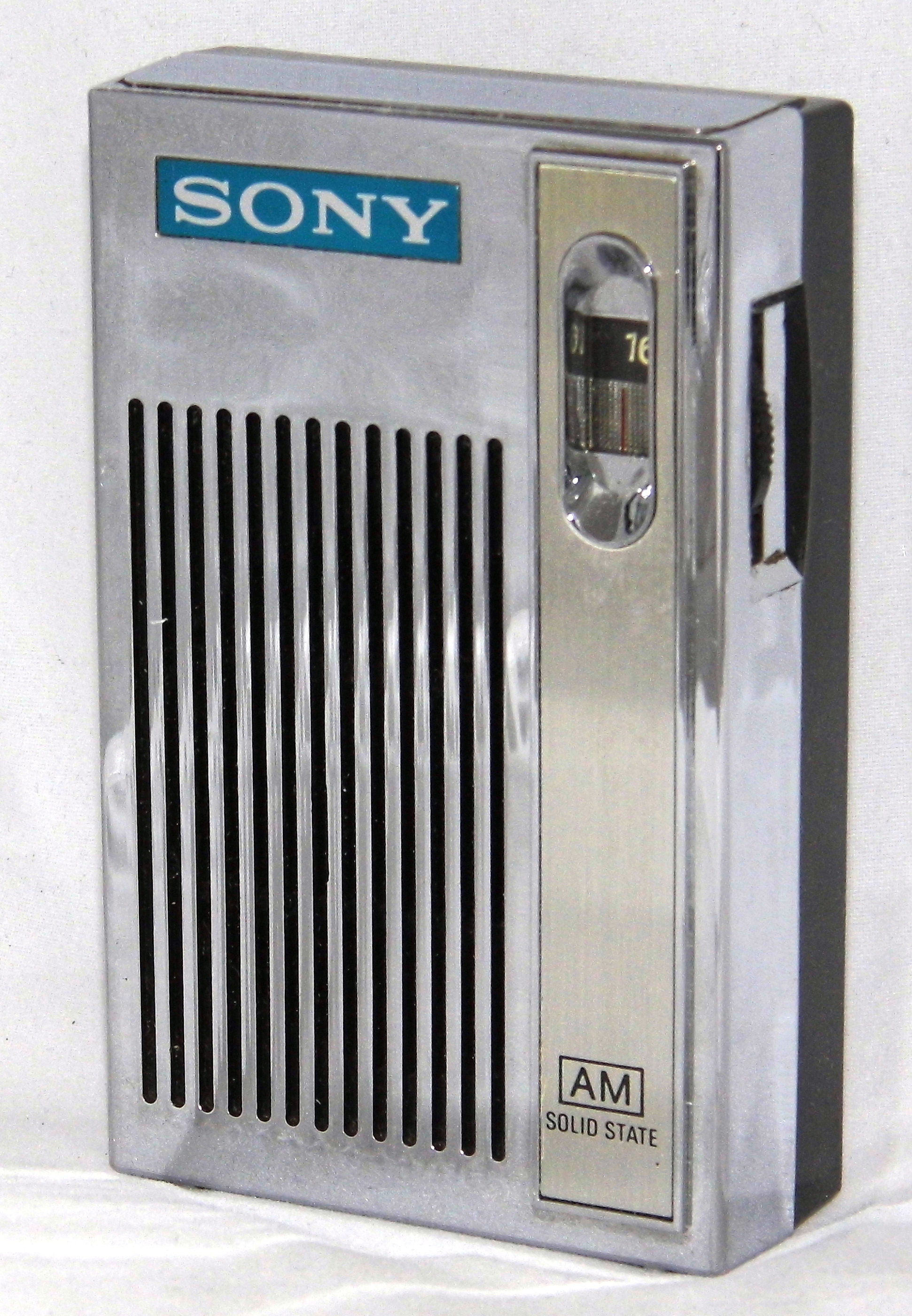 File:Vintage Sony Model 2R-31 Solid State 6-Transistor Radio 