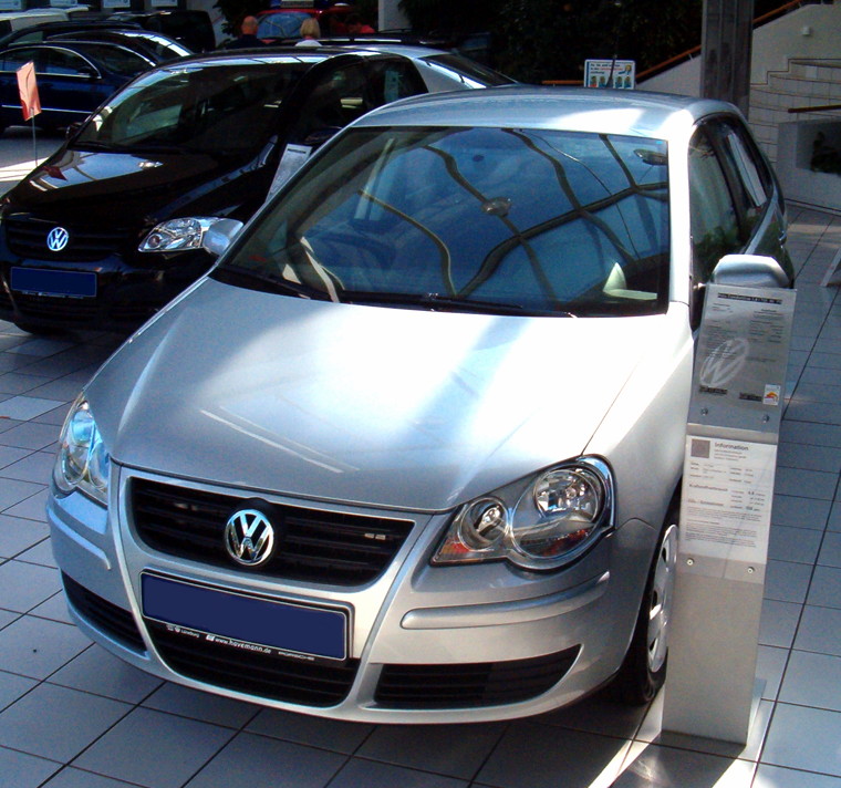 File:Volkswagen Polo 9N3-Facelift-GP.jpg - Wikimedia Commons