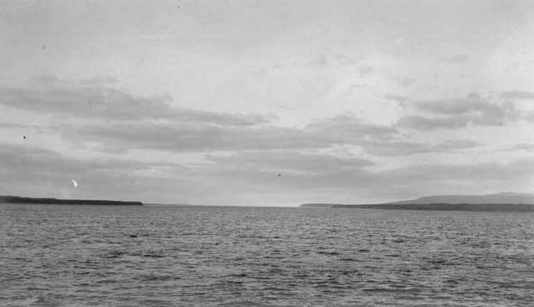 File:Yukon River, Alaska, September 1914 (AL+CA 4016).jpg