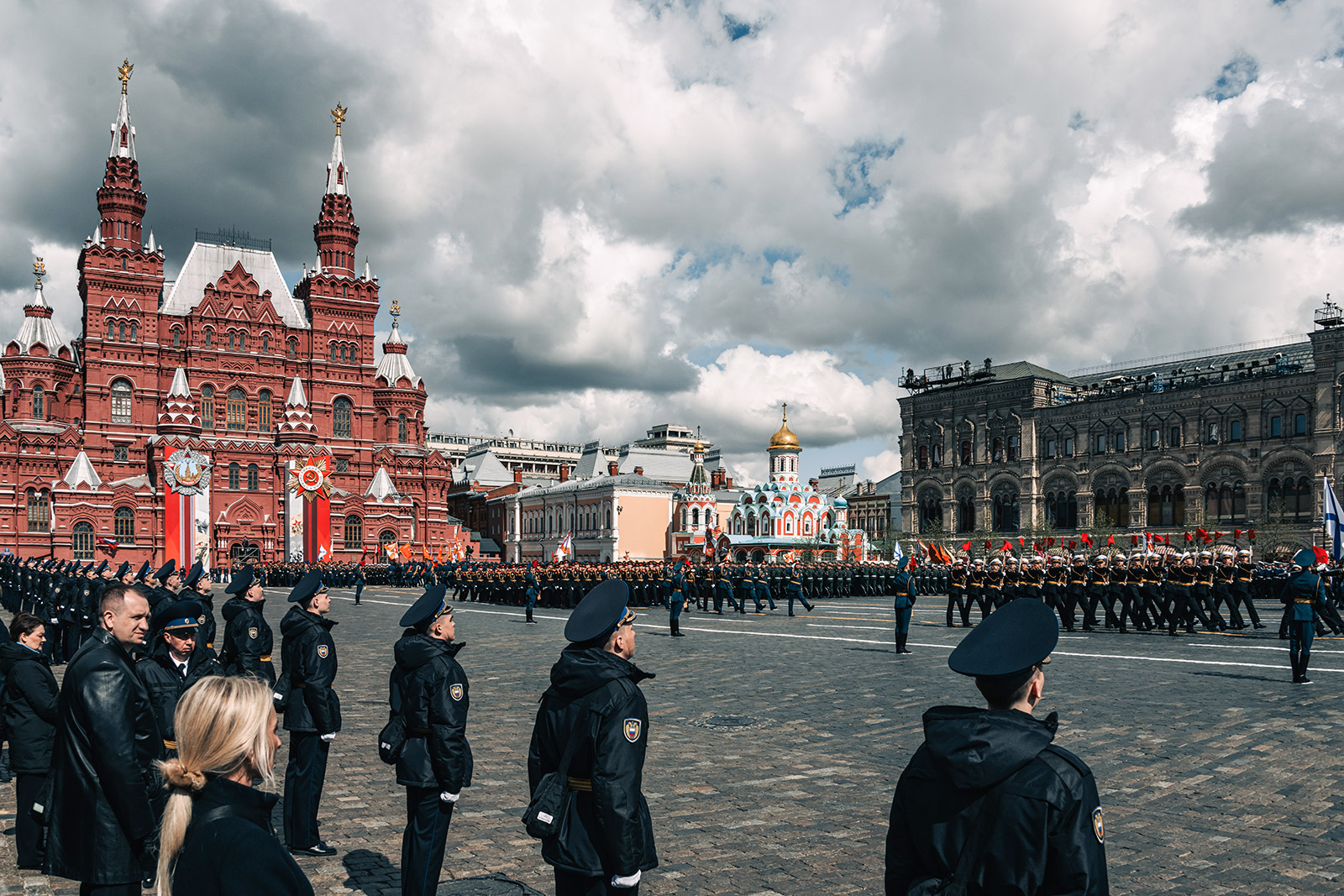 Есть парад в москве