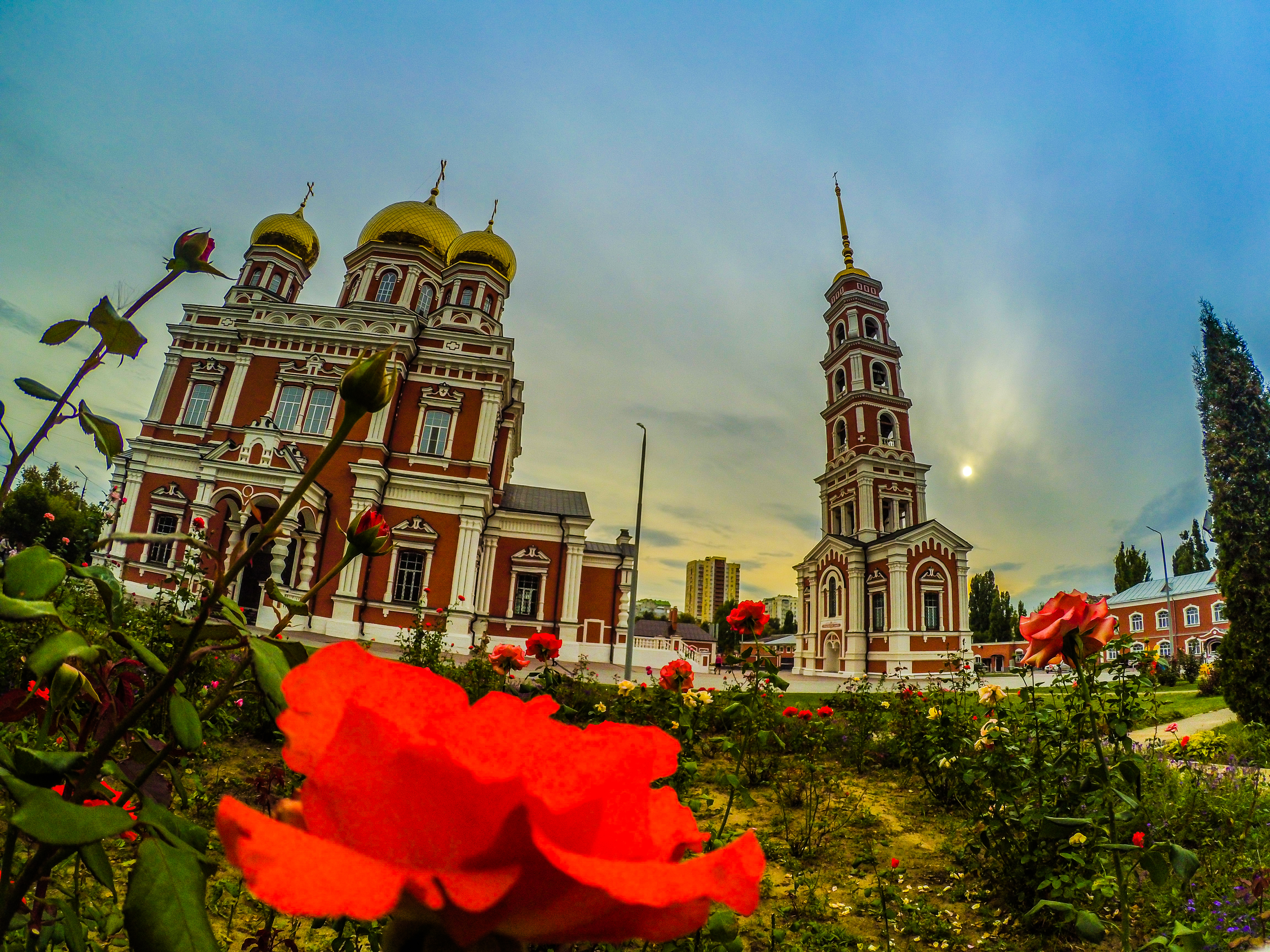 Колокольня Знаменского собора Курск