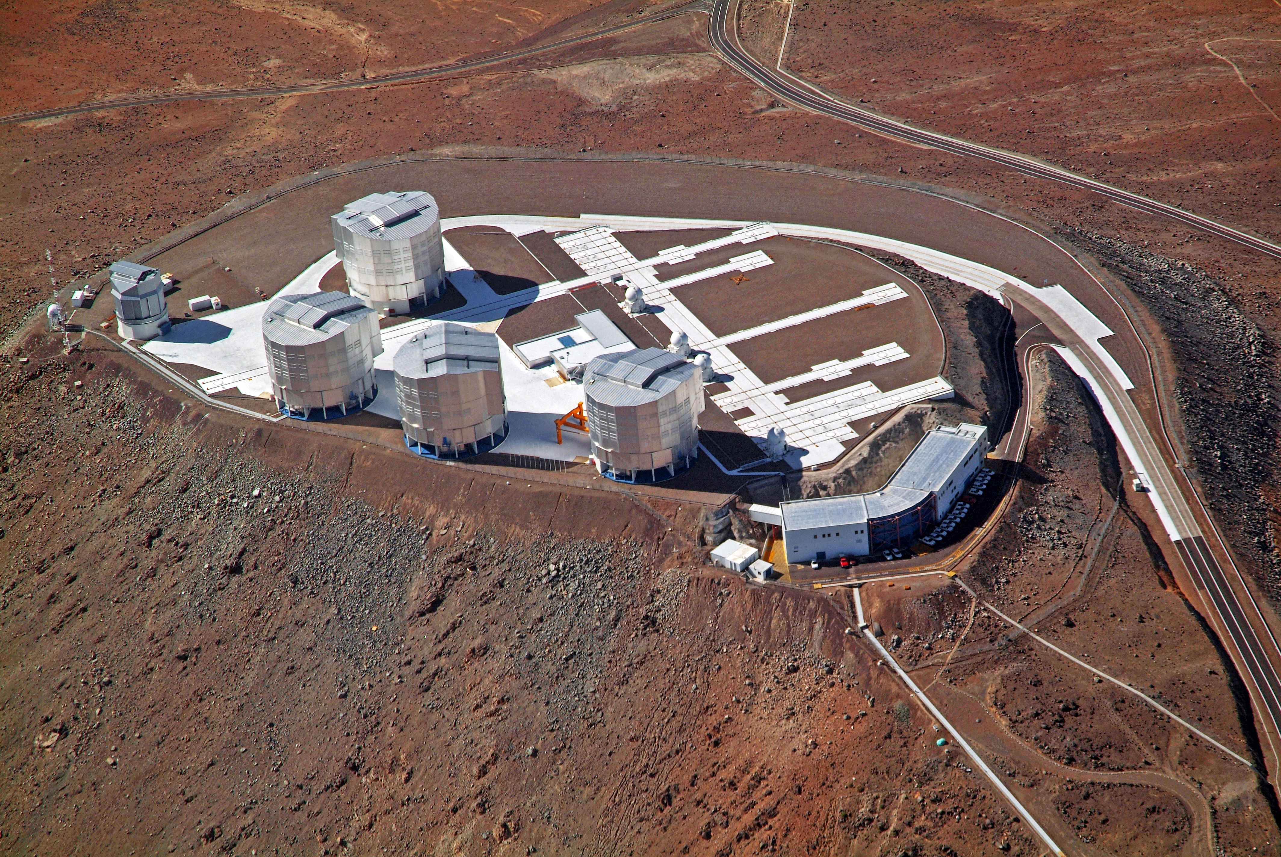 Very large telescope. Паранальская обсерватория (VLT), Чили. Европейская Южная обсерватория (eso). Очень большой телескоп (VLT), Чили. Очень большой телескоп – very large Telescope (VLT).