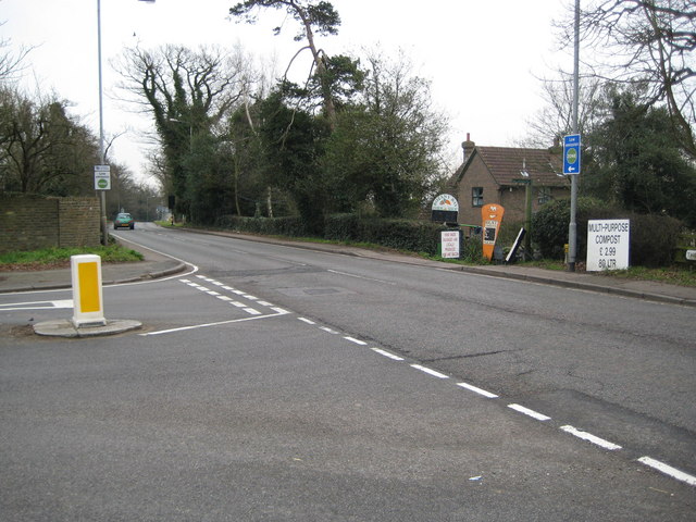 File:Botany Bay, A1005 Ridgeway and Low Emission Zone entry - geograph.org.uk - 709612.jpg