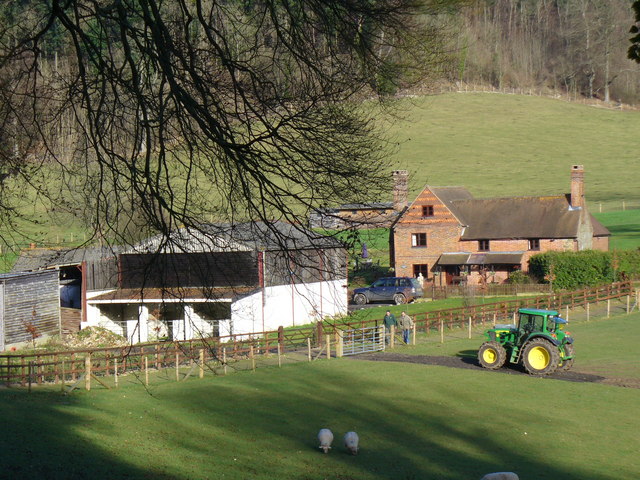 File:Colekitchen Farm - geograph.org.uk - 668159.jpg