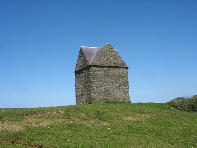 File:Colomendy Bodewryd Dovecot - geograph.org.uk - 1298982.jpg