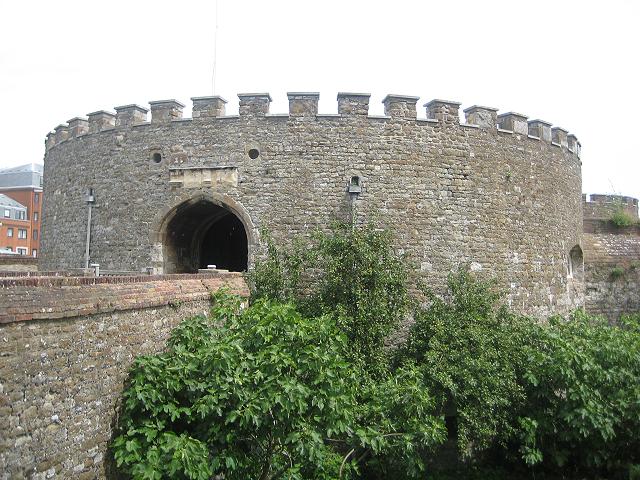 File:Deal Castle, Kent - geograph.org.uk - 1711722.jpg