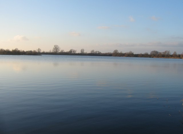 File:Drayton Lagoon - geograph.org.uk - 1235458.jpg