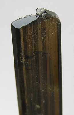 File:Epidote-j08-21c.jpg