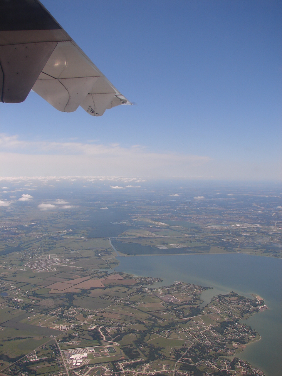 Flying on the ATR (3573710622).jpg