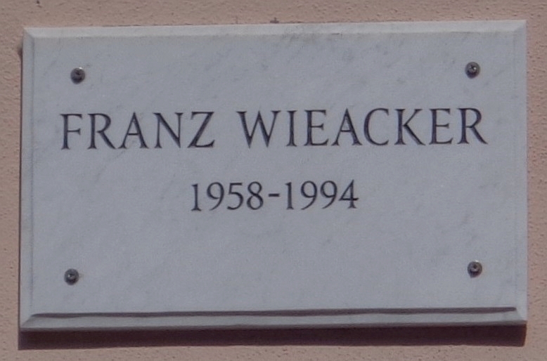 Placa comemorativa para Franz Wieacker na casa Michaelis