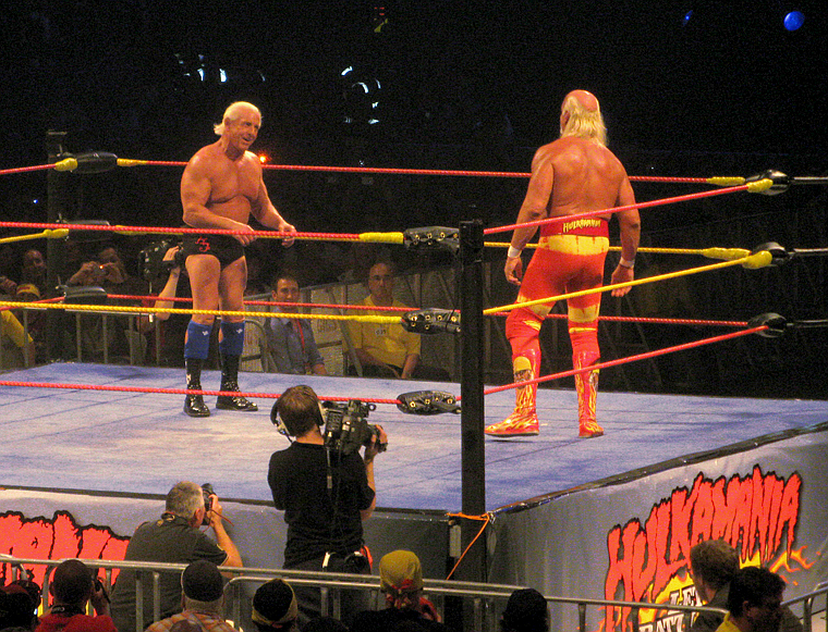 File:Hogan Vs Flair.jpg