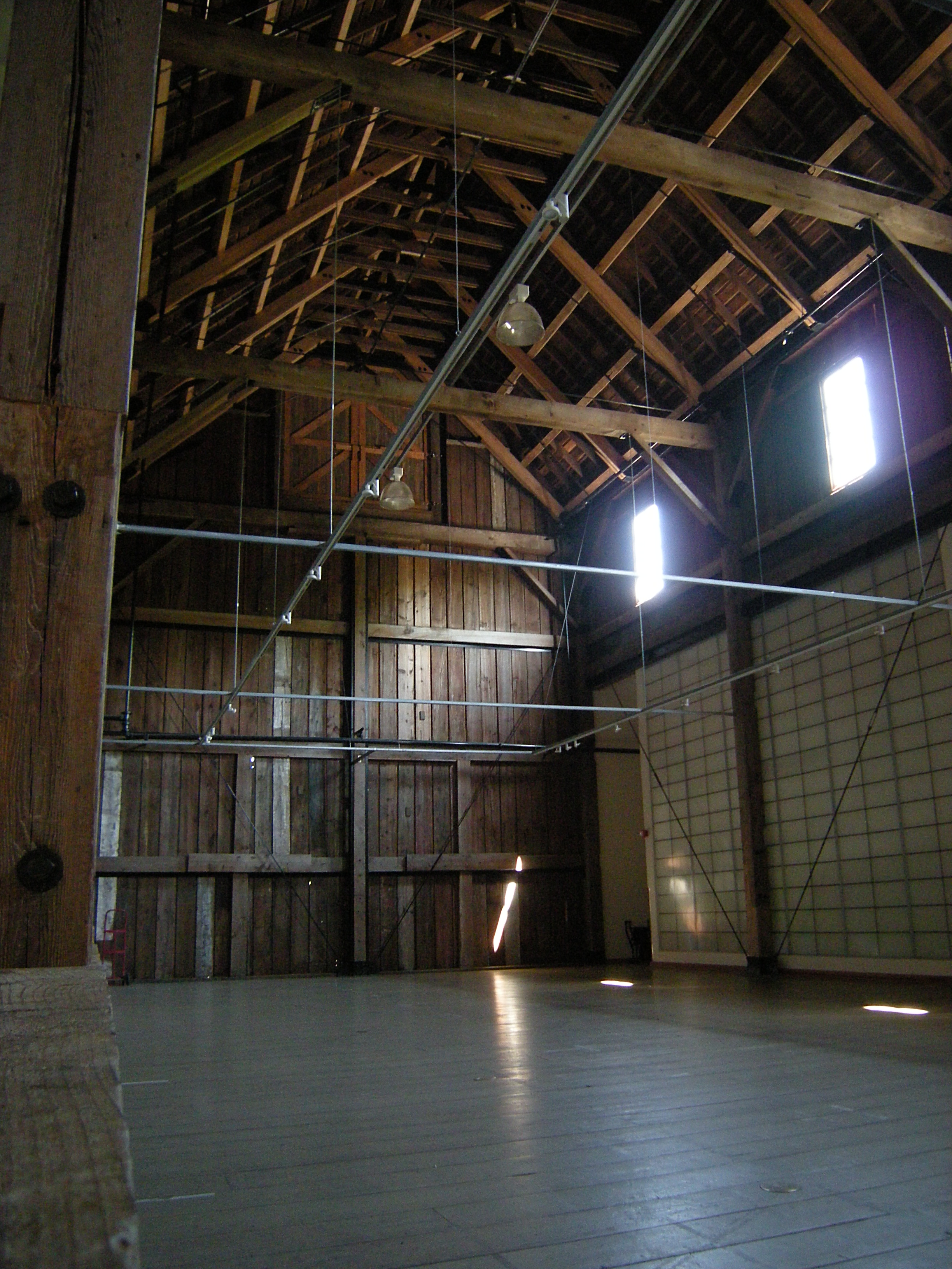 File Issaquah Wa Pickering Farm Inside Hay Barn Jpg