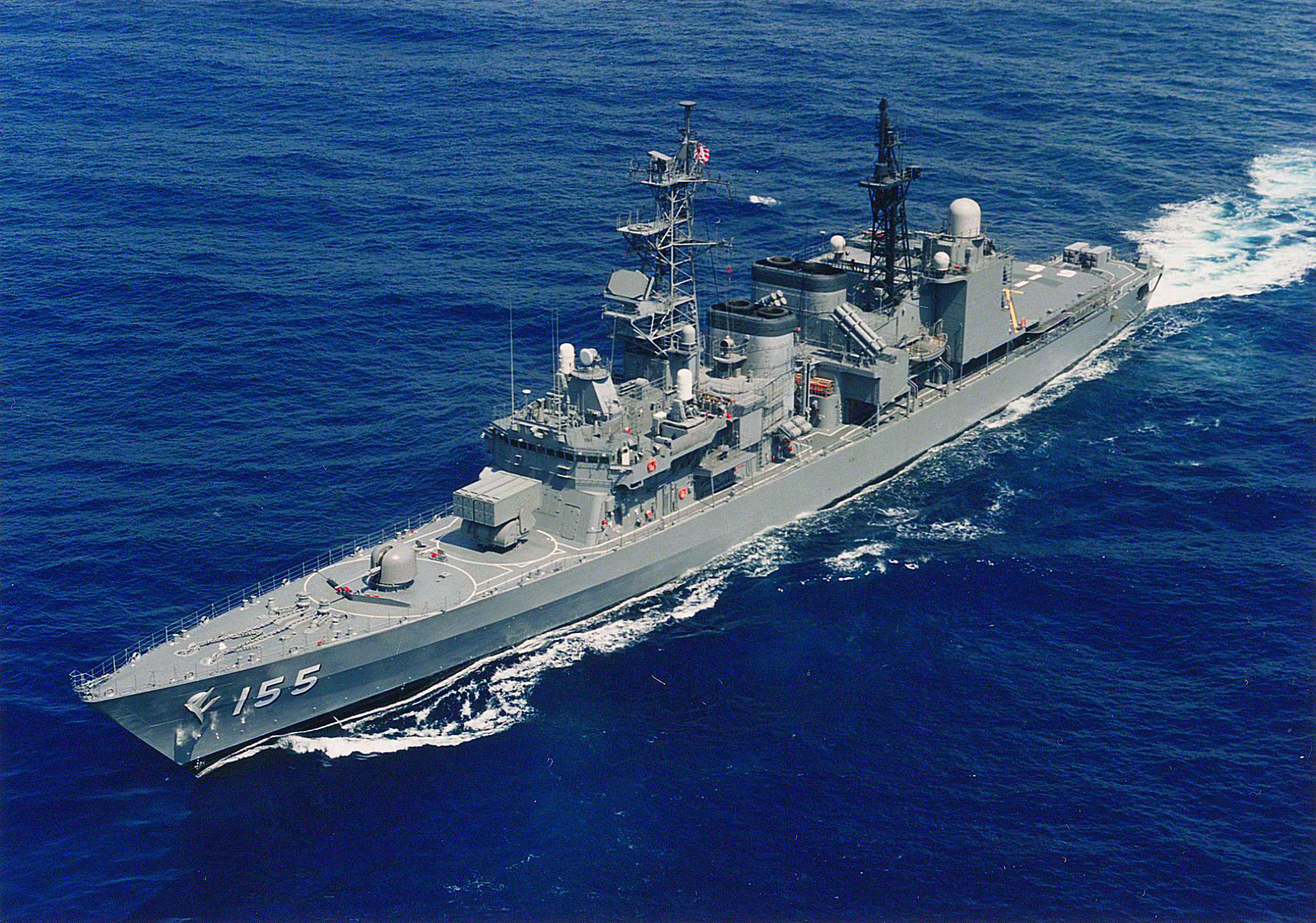 File:JS Hamagiri (DD-155) in the Sea.jpg - Wikipedia