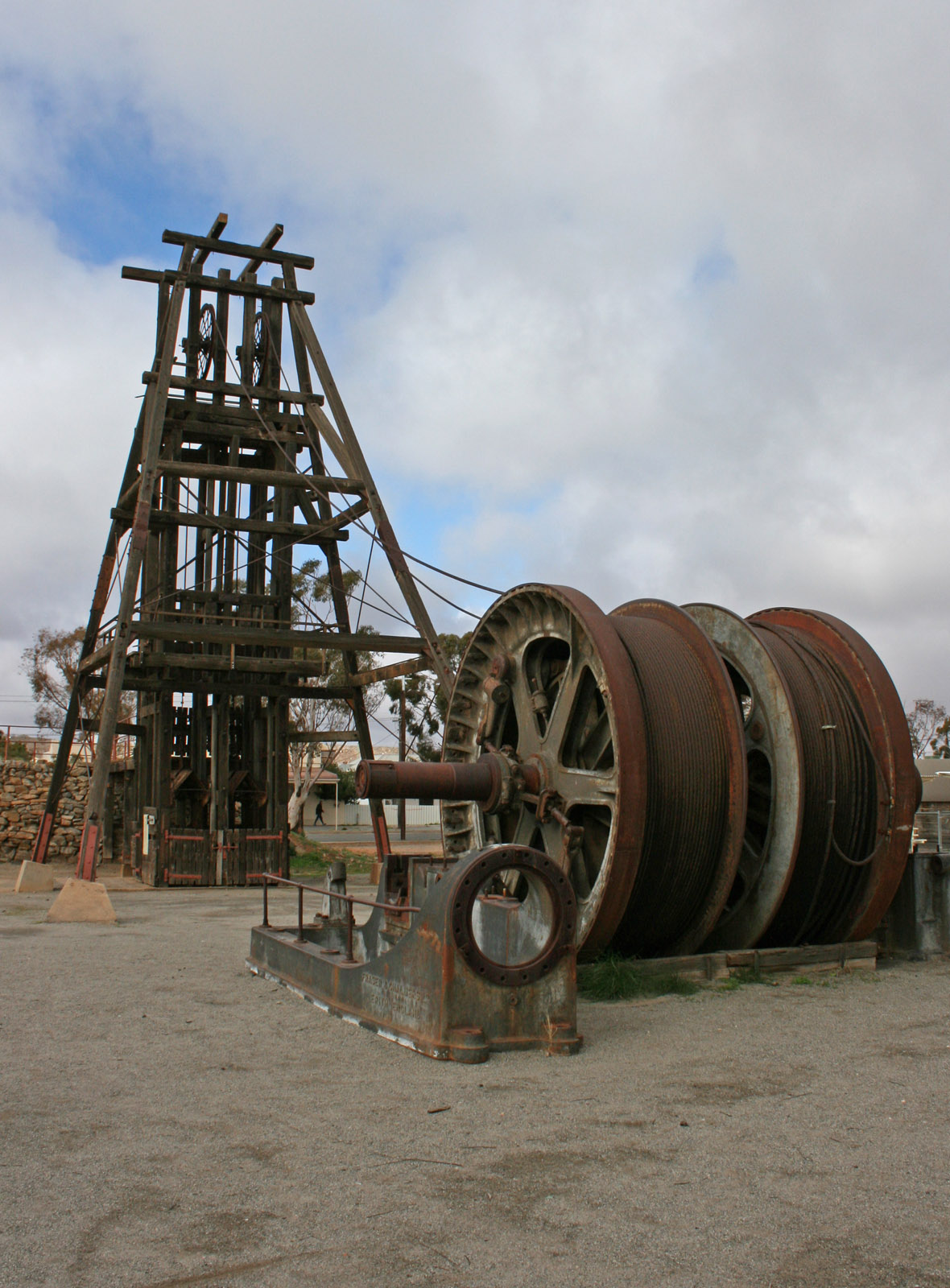 File:Kintore Headframe-2, Broken Hill, NSW, 07.07.2007.jpg ... wire rope drum diagram 