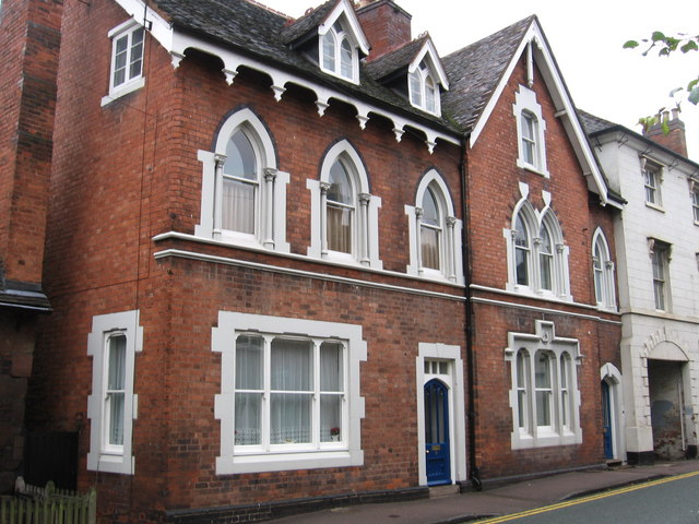 File:Lichfield - No 9 Beacon Street - geograph.org.uk - 1590920.jpg