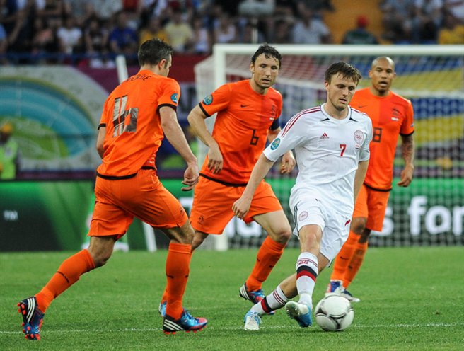 File:NED-DEN Euro 2012 (24).jpg