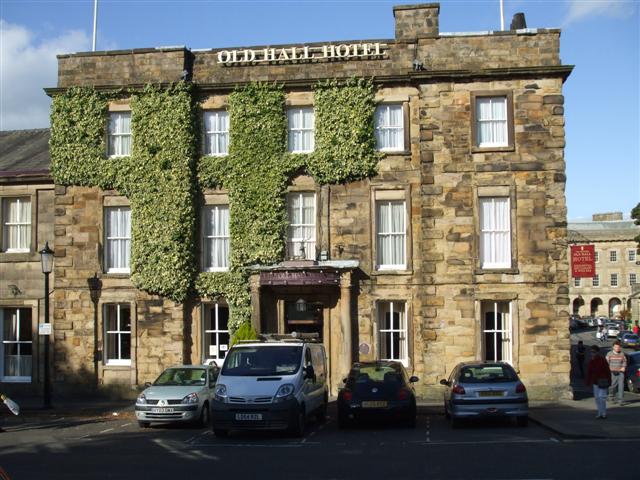 File:Old Hall Hotel, Buxton - geograph.org.uk - 982202.jpg