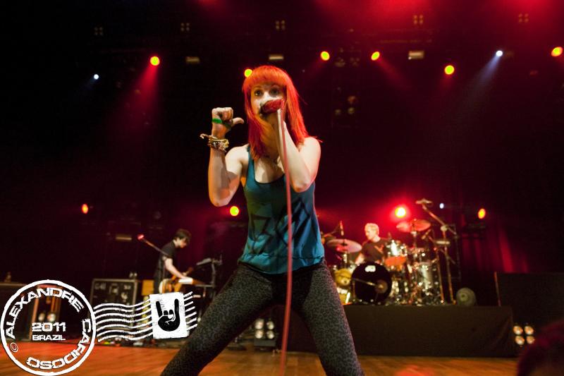 File:Paramore in Brazil 08.jpg