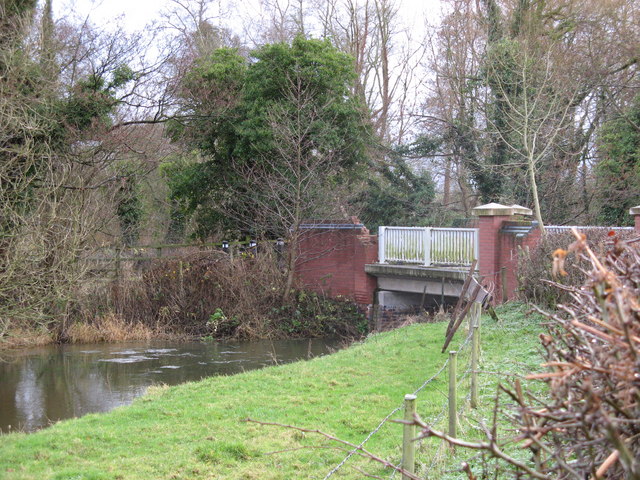 File:Road Bridge. - geograph.org.uk - 630179.jpg